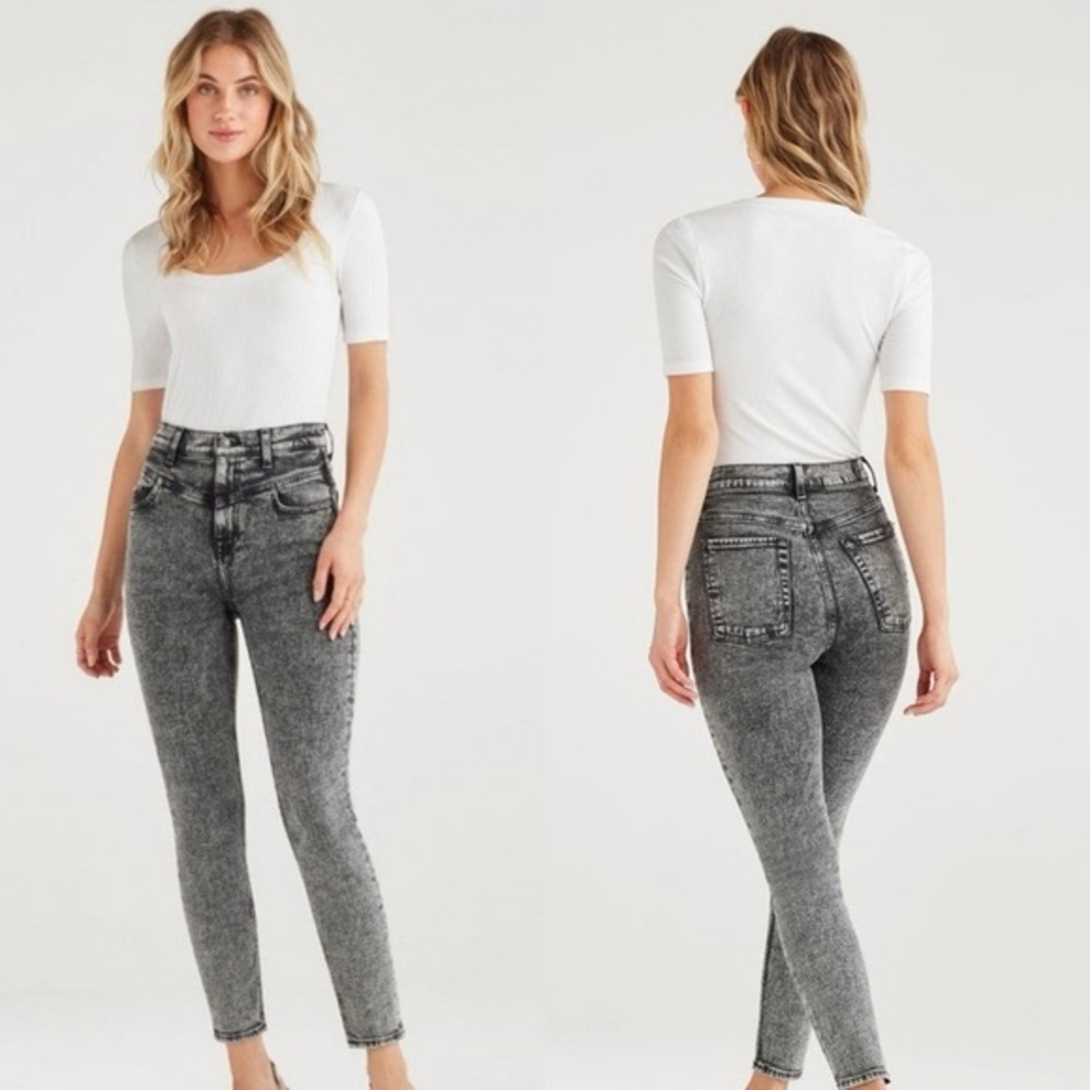 7 For All Mankind Women's Acid Wash Gray Skinny Jeans